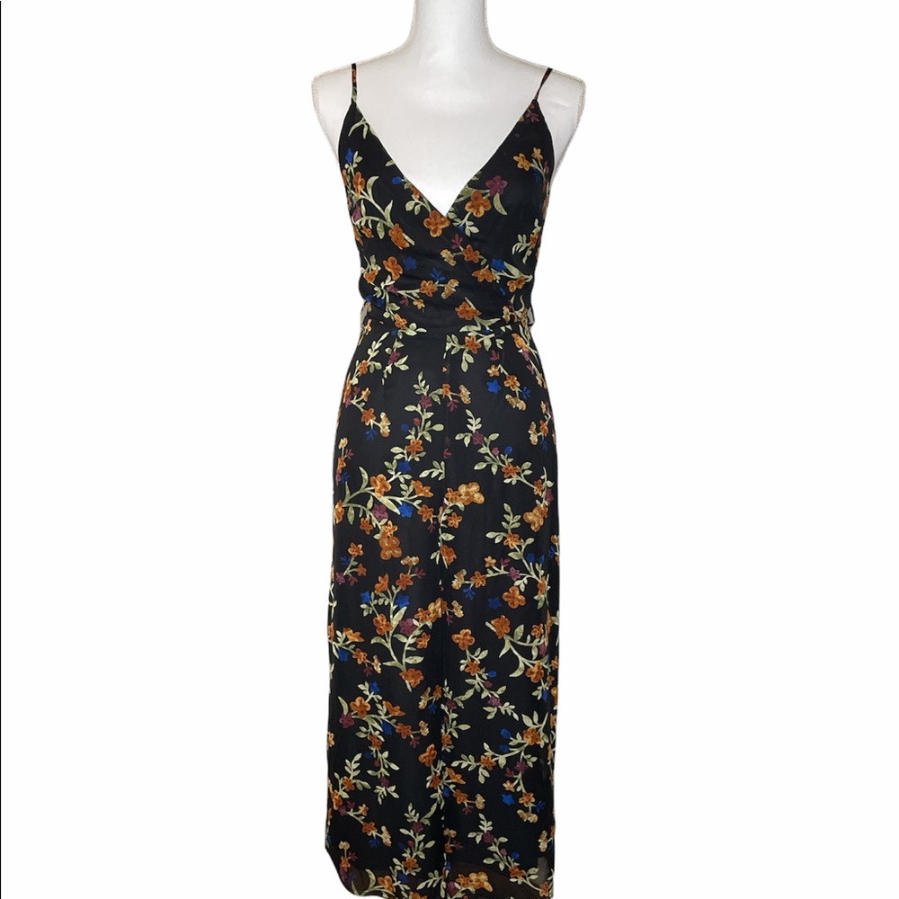 NWT Gianni Bini Floral Capri Jumpsuit size Small